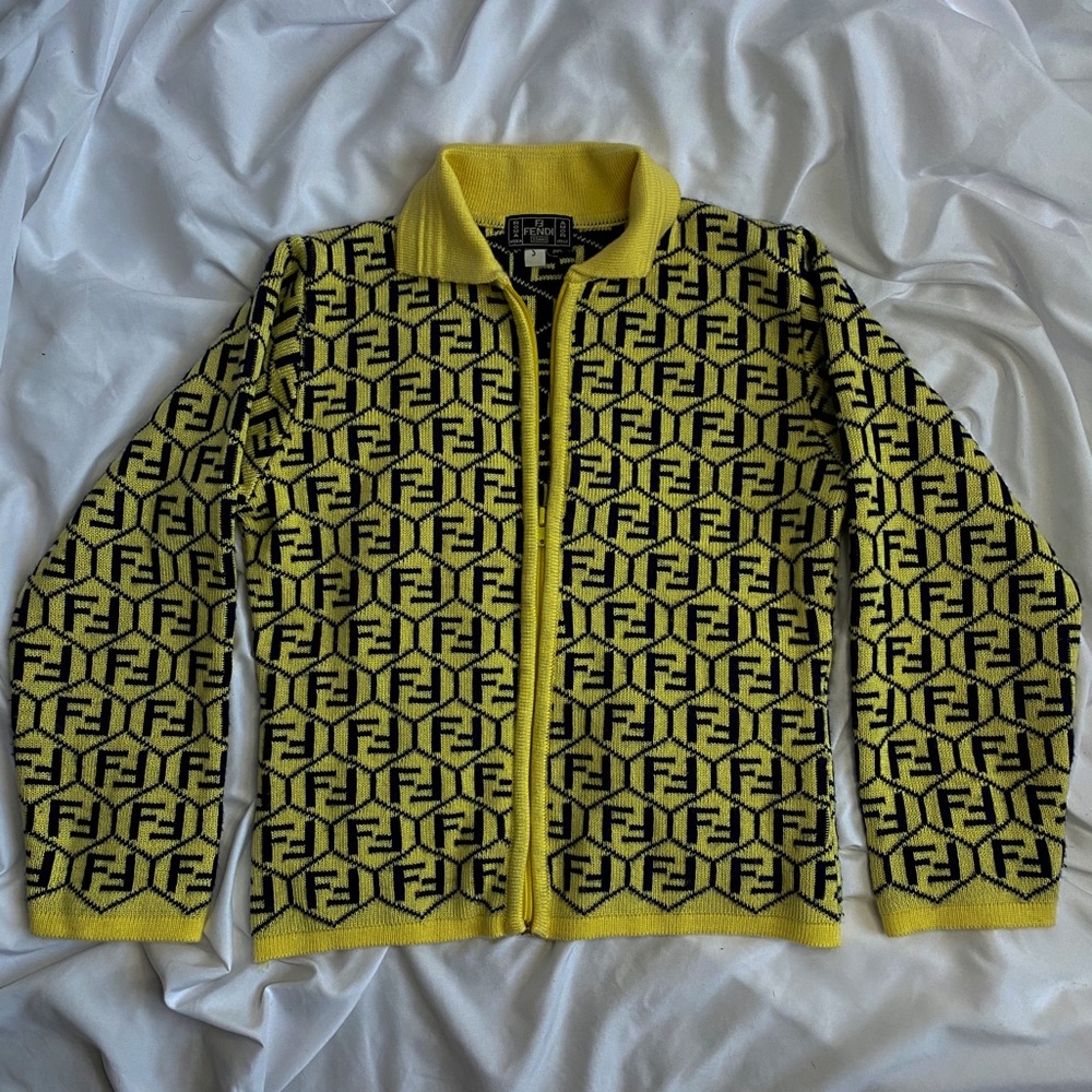 ✨✨✨SOLD✨✨✨ Fendi Logo Jacket